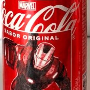 Br Latinha Refrigerante, 2024, (vazia), referência: “Marvel, personagem Máquina de Combate”, (sabor original), marca: Coca-Cola, 220ml.