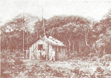 Br-Encarte 10 (dez) postais, histórico da Missão Cruls Iniciada em 1892, relatório parcial em 1894 e final em 1896 “Quadrilátero Cruls”, objetivo descobrir um local adequado para abrigar a nova capital do país. - Imagem 3