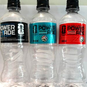 Br Garrafinha Refrigerante (três unidades), 2026 (vazias). Power ade, sabor tangerina. Edição limitada. Patrocinador oficial FIFA. Copa futebol FIFA. Sabores: Mix de Frutas, Citrus Kiok e Cool Citrus. marca: Coca-Cola Brasil. Cor laranja, verde/preto. 500ml.